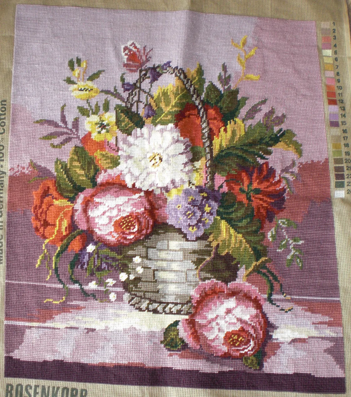 Gobelinbild Rosenkorb – Bild 1