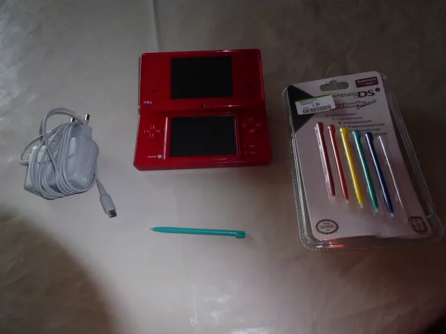 Nintendo DSi Ladegerät Stifte – Bild 1