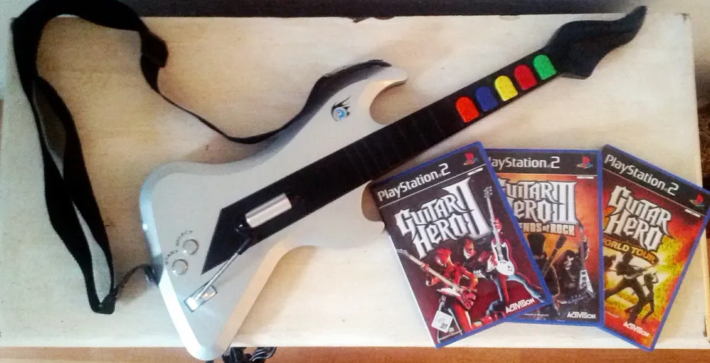 Guitar Hero Gitarre, Guitar Hero II, Guitar Hero III  Legends of Rock  und Guita – Bild 1